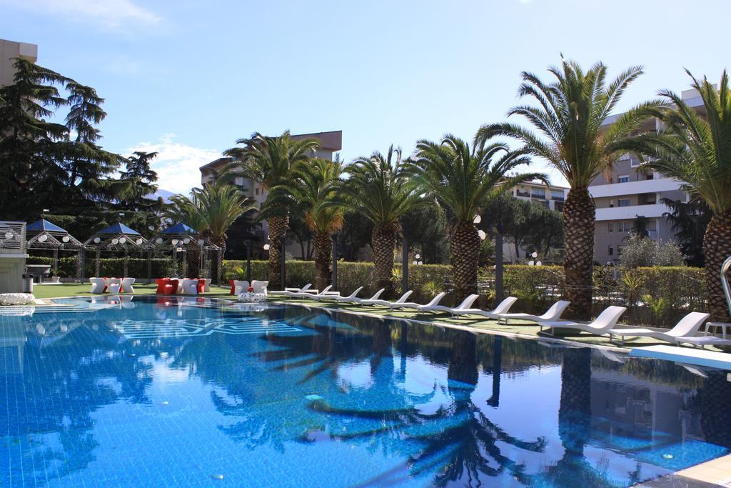 Ariha Hotel Cosenza Ренде Екстериор снимка