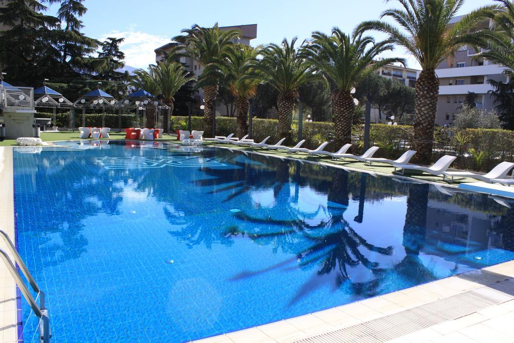 Ariha Hotel Cosenza Ренде Екстериор снимка